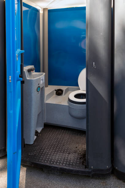 Best Portable restroom trailer rental  in Springfield, GA